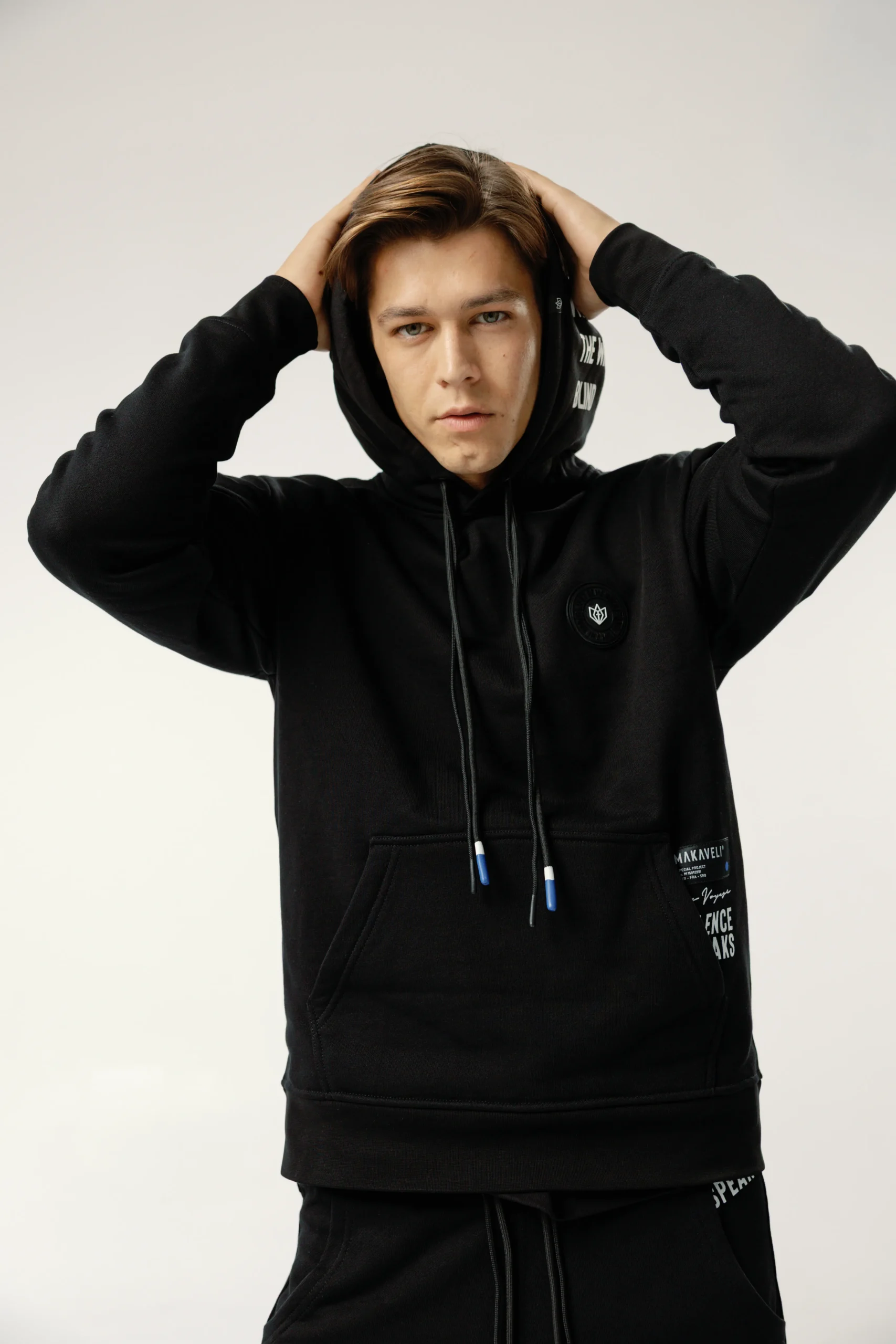 MEMENTO MORI muški duks 003