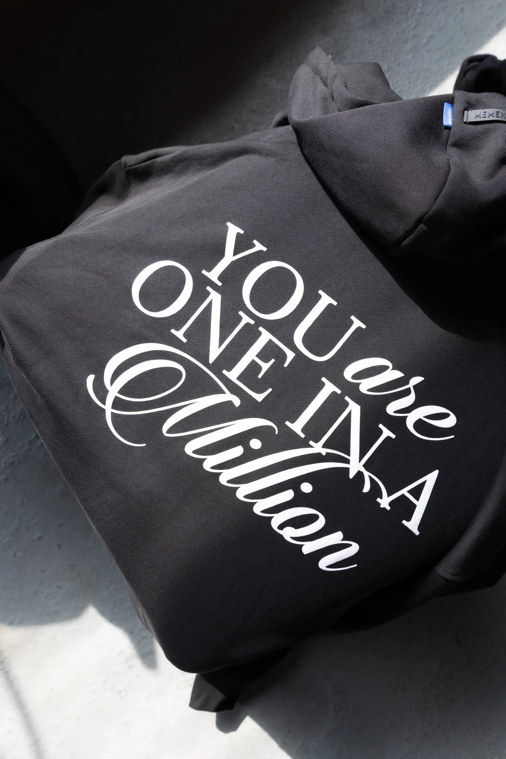 ONE IN A MILLION Muški duks 007 - Slika 2