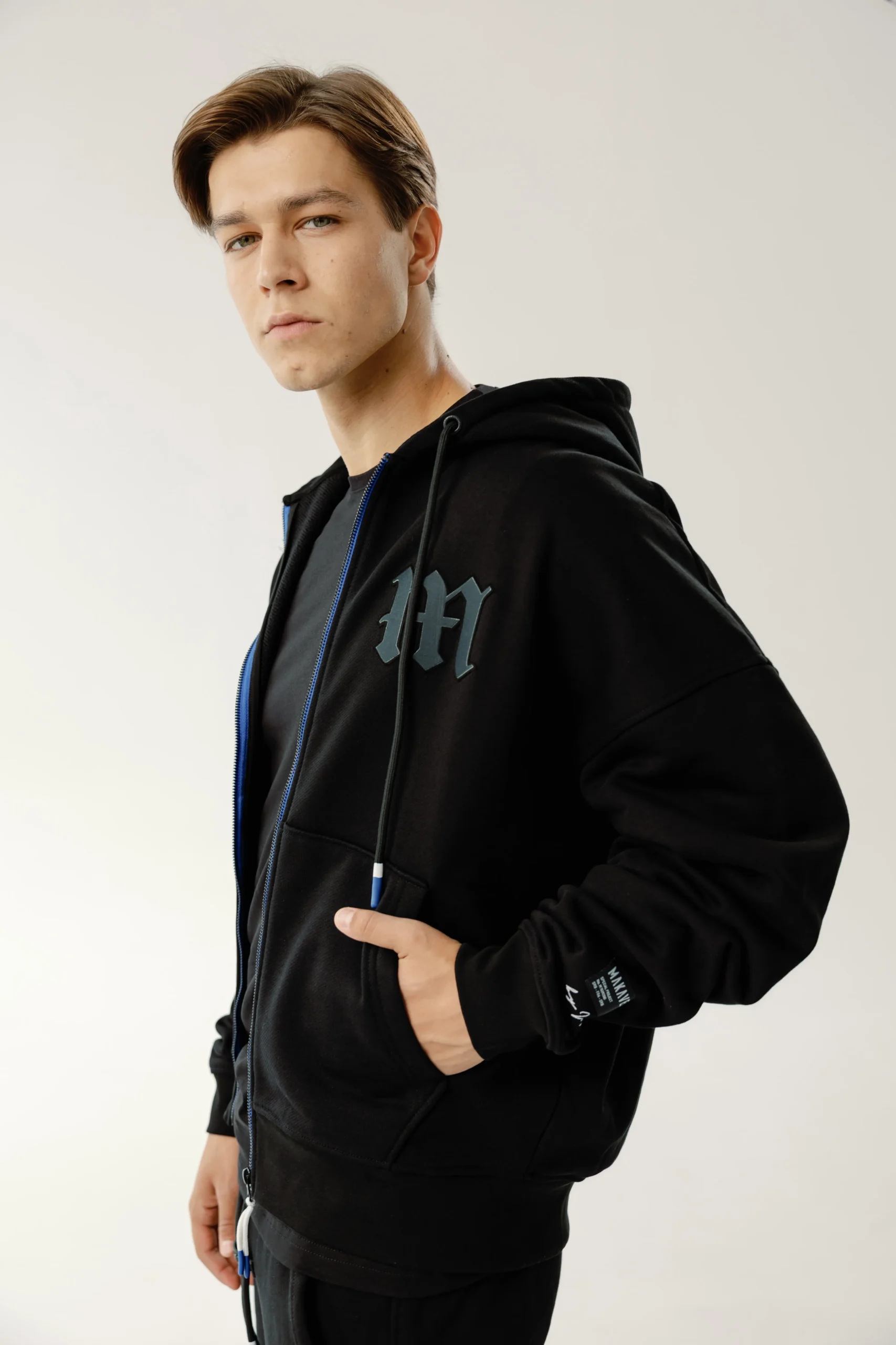 ONE IN A MILLION Muški duks 007 - Slika 3